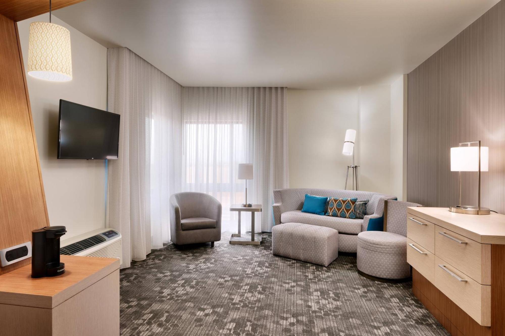 Courtyard By Marriott Phoenix Mesa Gateway Airport Exterior foto