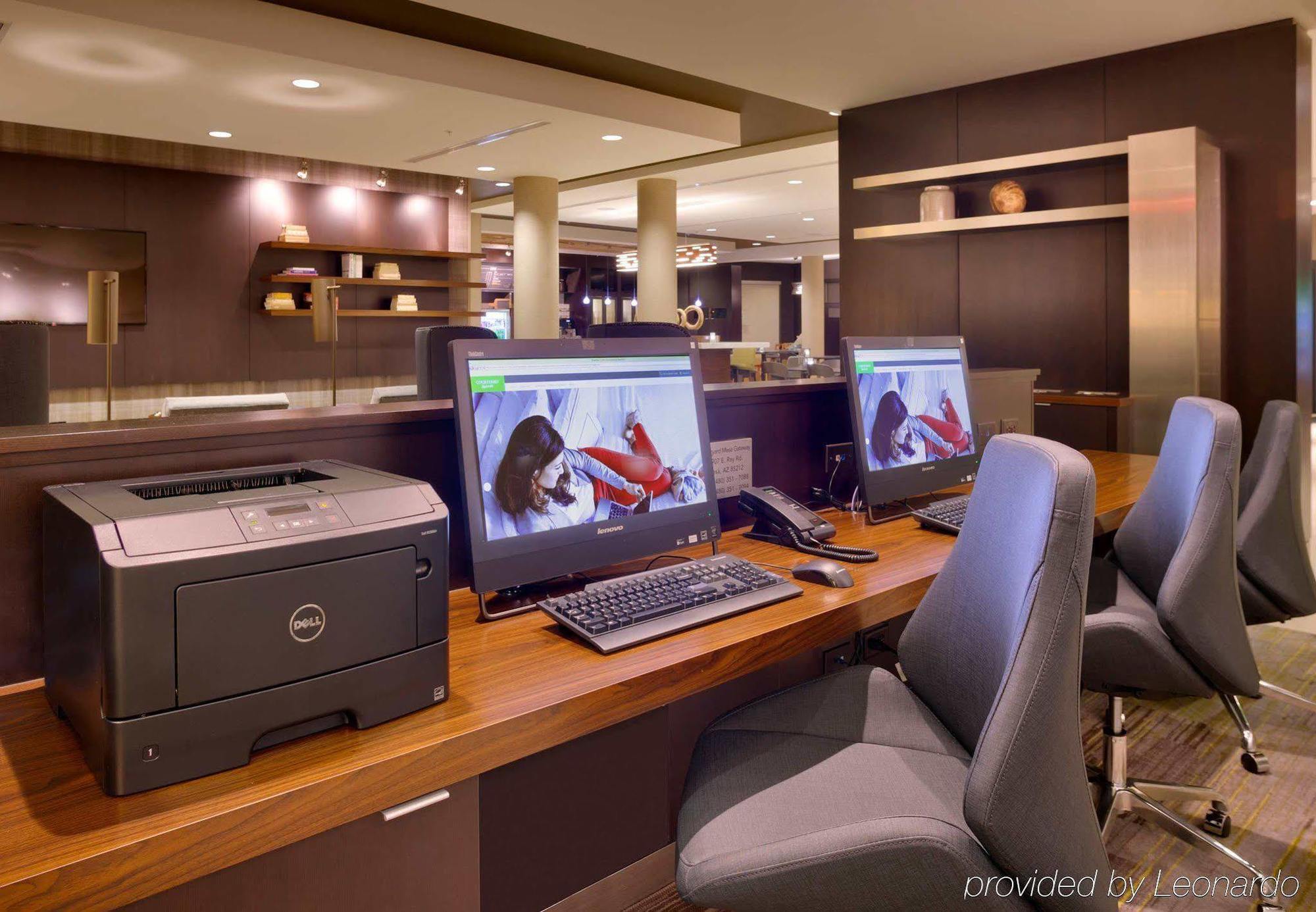 Courtyard By Marriott Phoenix Mesa Gateway Airport Exterior foto