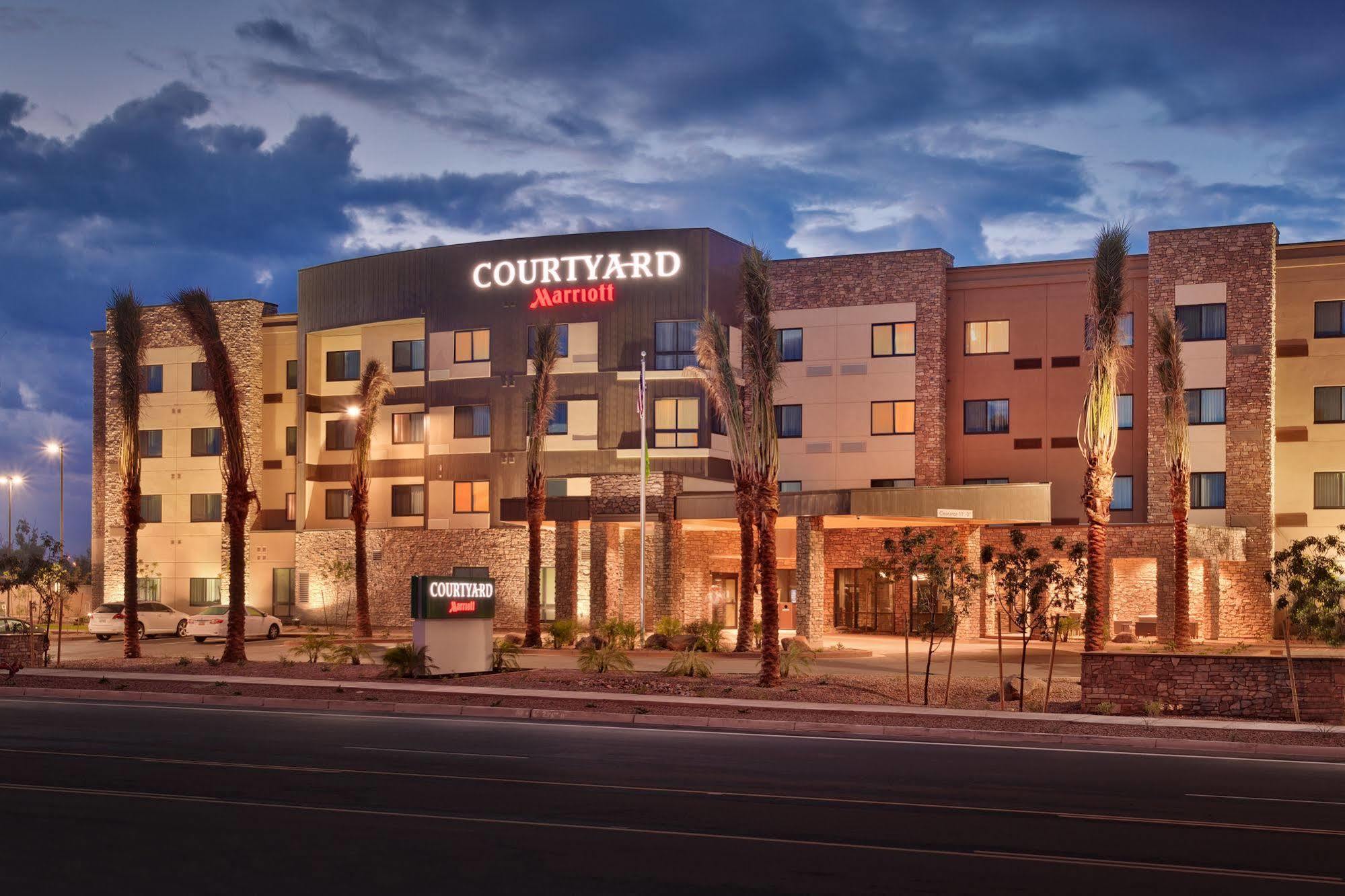 Courtyard By Marriott Phoenix Mesa Gateway Airport Exterior foto
